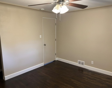 931 Hilltop St - Photo Thumbnail 8
