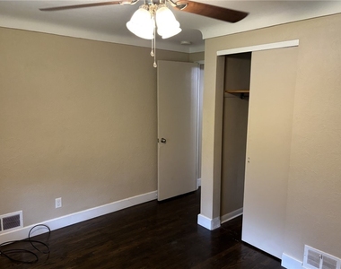 931 Hilltop St - Photo Thumbnail 10