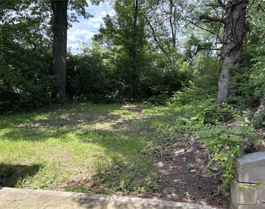 931 Hilltop St - Photo Thumbnail 21