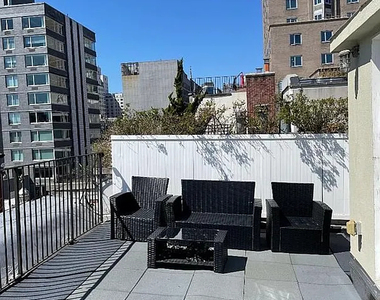 102 E 7th St. & 1st Ave, New York, NY 10009 - Photo Thumbnail 2