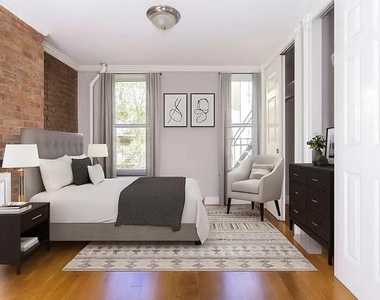 102 E 7th St. & 1st Ave, New York, NY 10009 - Photo Thumbnail 6