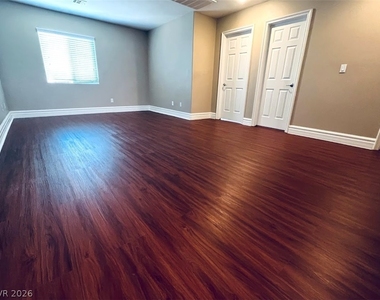 6694 Aviston Street - Photo Thumbnail 6