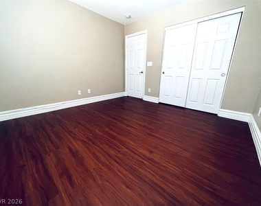 6694 Aviston Street - Photo Thumbnail 14