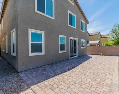 5344 Jade Crystal Avenue - Photo Thumbnail 25
