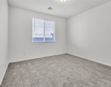 5344 Jade Crystal Avenue - Photo Thumbnail 39