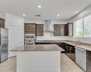 5344 Jade Crystal Avenue - Photo Thumbnail 45