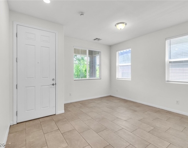 5344 Jade Crystal Avenue - Photo Thumbnail 29