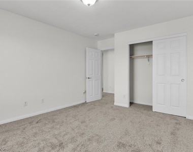 5344 Jade Crystal Avenue - Photo Thumbnail 19