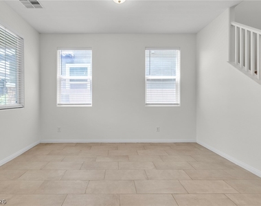 5344 Jade Crystal Avenue - Photo Thumbnail 31