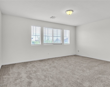5344 Jade Crystal Avenue - Photo Thumbnail 5