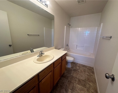 719 Beechwheat Way - Photo Thumbnail 13