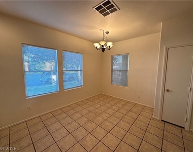 719 Beechwheat Way - Photo Thumbnail 2