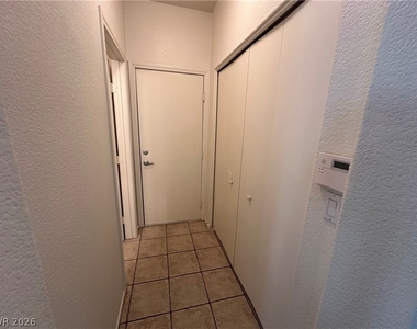 719 Beechwheat Way - Photo Thumbnail 5
