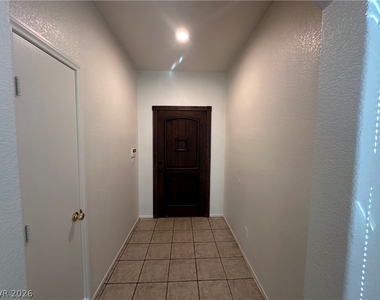 719 Beechwheat Way - Photo Thumbnail 7