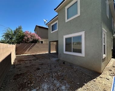 5869 Amber Mesa Street - Photo Thumbnail 28