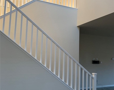 933 Kimbark Avenue - Photo Thumbnail 2