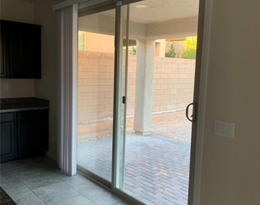 933 Kimbark Avenue - Photo Thumbnail 7