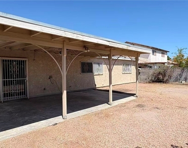 3564 Redwood Street - Photo Thumbnail 15
