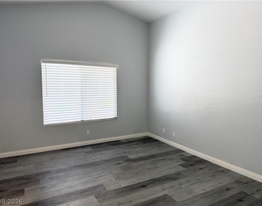 9352 Morehouse Place - Photo Thumbnail 9