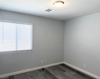 9352 Morehouse Place - Photo Thumbnail 7