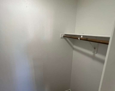 5099 Aesop Avenue - Photo Thumbnail 18