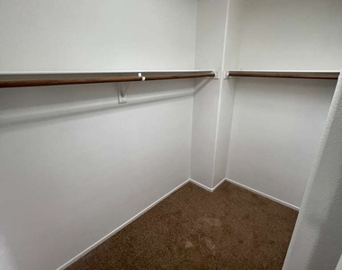 5099 Aesop Avenue - Photo Thumbnail 12
