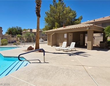 2817 Crystal Lantern Drive - Photo Thumbnail 27