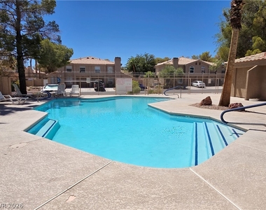 2817 Crystal Lantern Drive - Photo Thumbnail 26