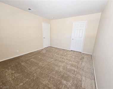 2817 Crystal Lantern Drive - Photo Thumbnail 22