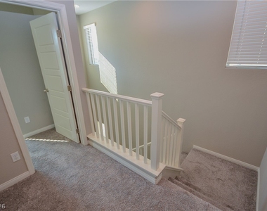 541 Tokopah Falls Street - Photo Thumbnail 16