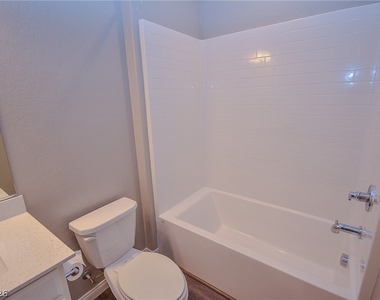 541 Tokopah Falls Street - Photo Thumbnail 24