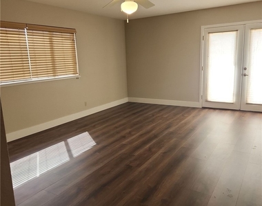 7221 Frank Borman Avenue - Photo Thumbnail 17