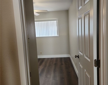 7221 Frank Borman Avenue - Photo Thumbnail 21