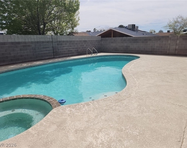 7221 Frank Borman Avenue - Photo Thumbnail 34