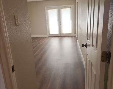 7221 Frank Borman Avenue - Photo Thumbnail 16