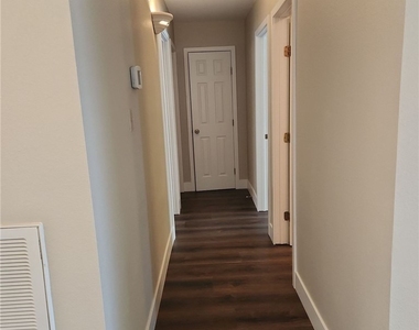 7221 Frank Borman Avenue - Photo Thumbnail 15