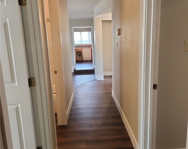 7221 Frank Borman Avenue - Photo Thumbnail 14