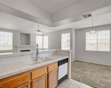 7705 Himalayas Avenue - Photo Thumbnail 21
