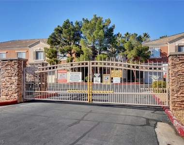 7705 Himalayas Avenue - Photo Thumbnail 53