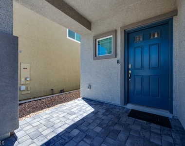10963 Preston Trails Avenue - Photo Thumbnail 14