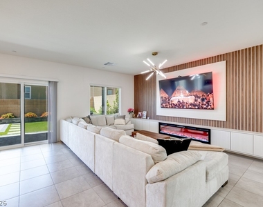 10963 Preston Trails Avenue - Photo Thumbnail 24