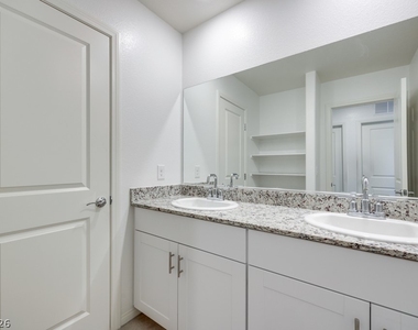 10963 Preston Trails Avenue - Photo Thumbnail 45
