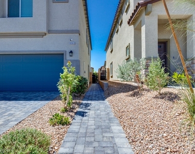 10963 Preston Trails Avenue - Photo Thumbnail 12