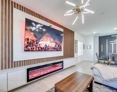 10963 Preston Trails Avenue - Photo Thumbnail 8