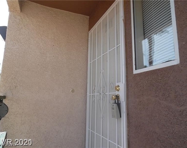 1517 Frank Aved Street - Photo Thumbnail 6