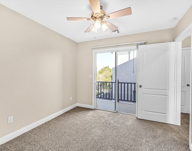 10402 September Flower Street - Photo Thumbnail 18