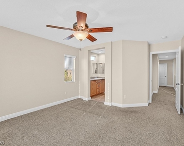 10402 September Flower Street - Photo Thumbnail 11