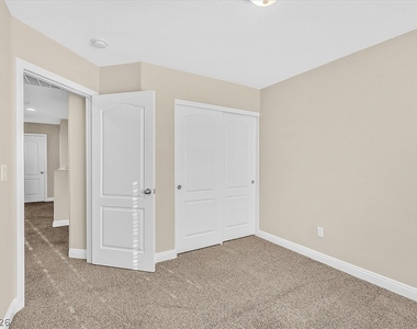 10402 September Flower Street - Photo Thumbnail 25