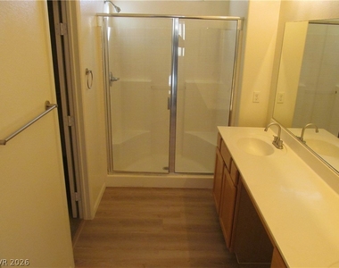 7471 Nicklin Street - Photo Thumbnail 19