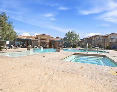 11320 Nalleta Springs Street - Photo Thumbnail 32